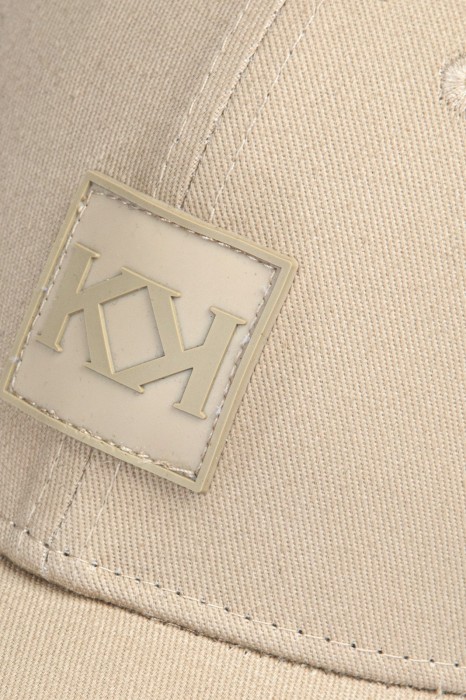 кепка с логотипом от бренда kanzler вид слева