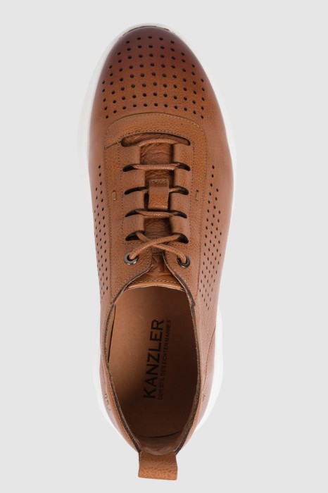 кроссовки из натуральной кожи по цене 7690 руб вид справа