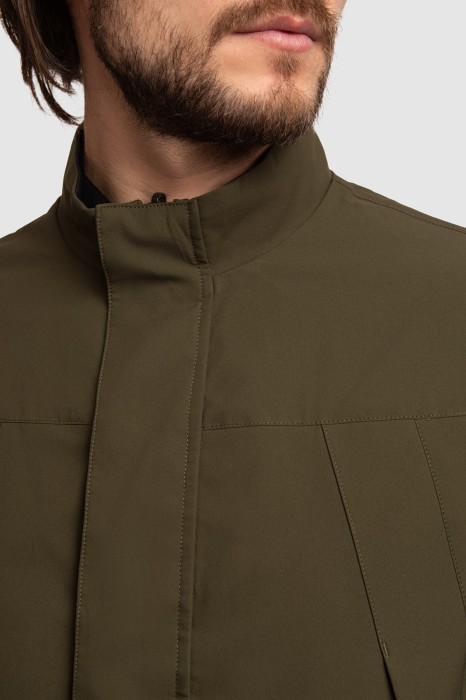 куртка двусторонняя с водоотталкивающей обработкой вид сзади