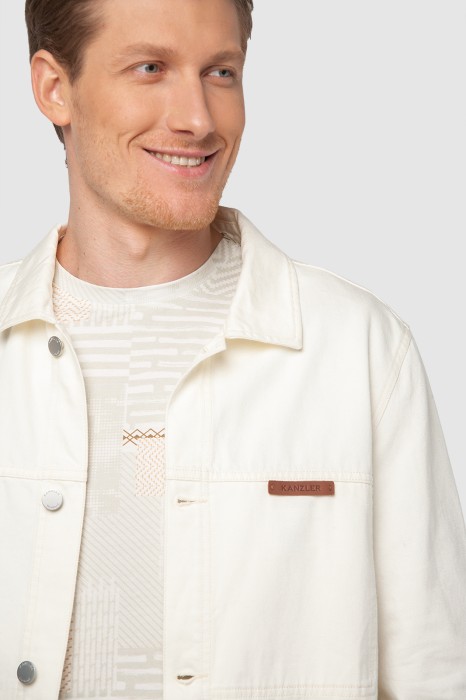 куртка джинсовая по цене 8990 руб вид справа