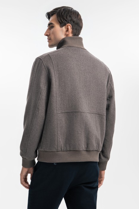 куртка из смесовой шерсти из россии вид сбоку