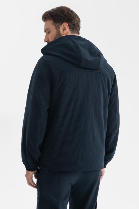 Товар синего цвета с внутренней стороны