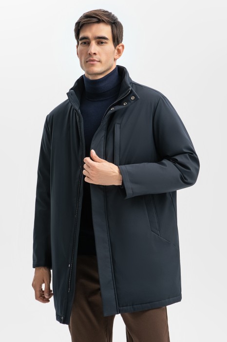 Товар синего цвета с внутренней стороны