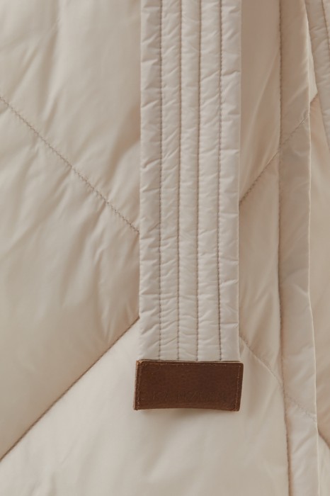 Товар без артикула вид сзади