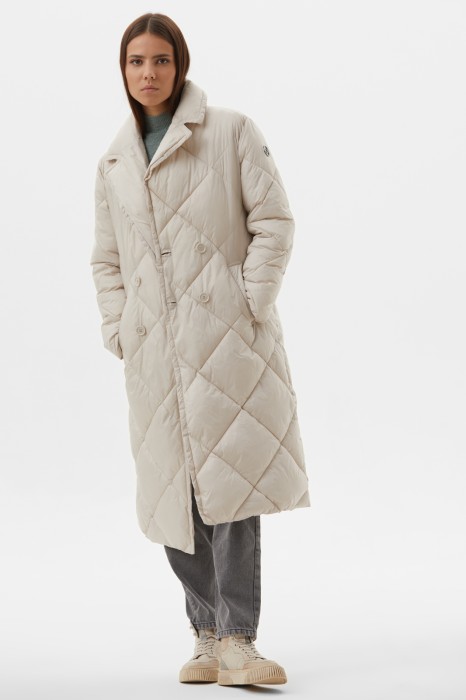 куртка стеганая длинная из проверенных материалов спереди