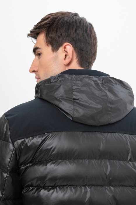 куртка стеганая с потайным капюшоном и водоотталкивающей обработкой из россии вид сбоку
