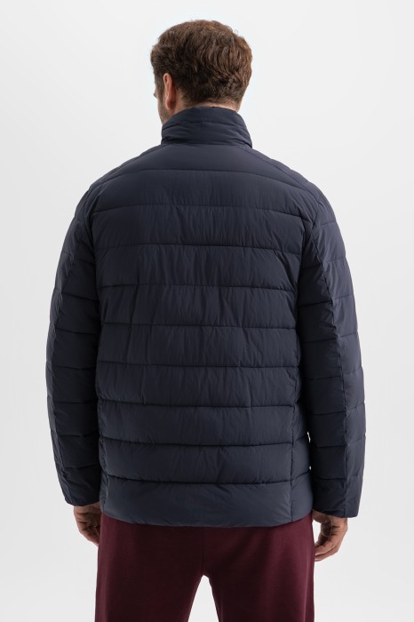 куртка стеганая с водоотталкивающей обработкой из россии вид сбоку