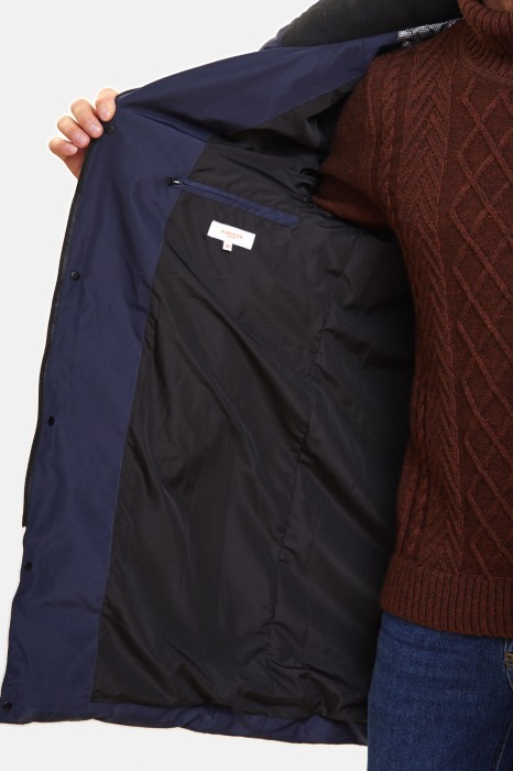 куртка удлиненная зимняя с отделкой из натурального меха по цене 19995 руб вид справа