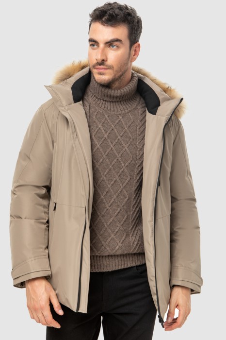 куртка утепленная зимняя с отделкой из натурального меха от бренда kanzler вид слева