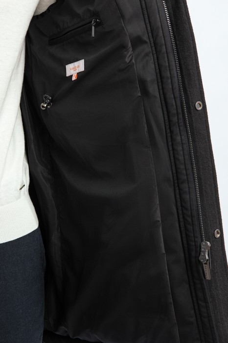 куртка зимняя с водоотталкивающей обработкой по цене 19990 руб вид справа