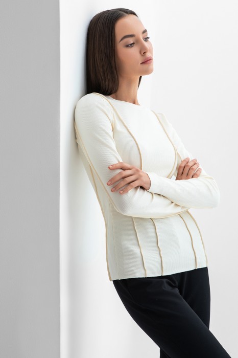 лонгслив из хлопка по цене 4990 руб вид справа