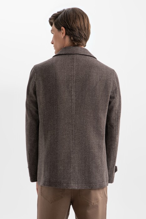 пальто-бушлат из шерсти и кашемира двубортное из россии вид сбоку