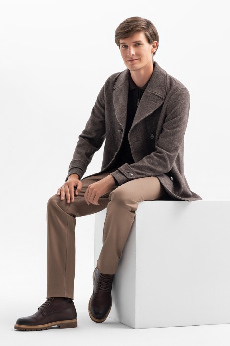 пальто-бушлат из шерсти и кашемира двубортное из шерсти спереди