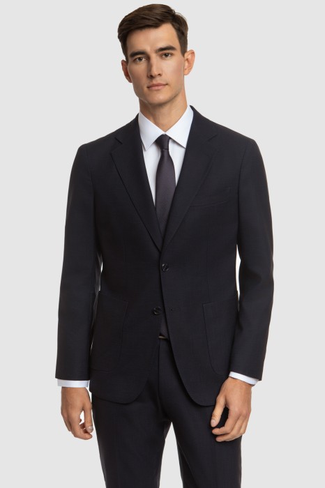 пиджак из шерсти, устойчивой к сминанию фотография