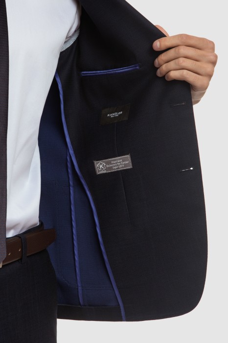 пиджак из шерсти, устойчивой к сминанию по цене 16990 руб вид справа