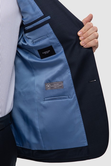 пиджак из шерсти, устойчивой к сминанию по цене 19990 руб вид справа