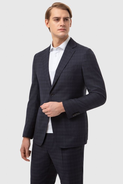 Товар синего цвета с внутренней стороны