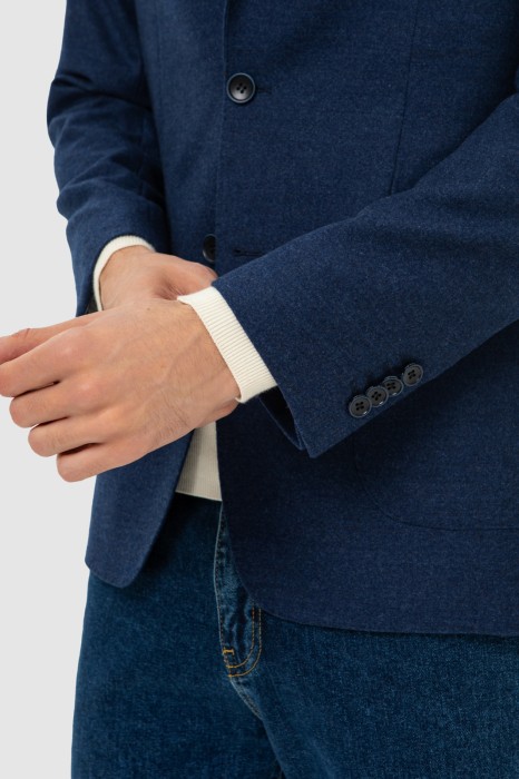 пиджак из шерсти по цене 16990 руб вид справа