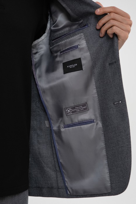 пиджак из шерсти по цене 19990 руб вид справа