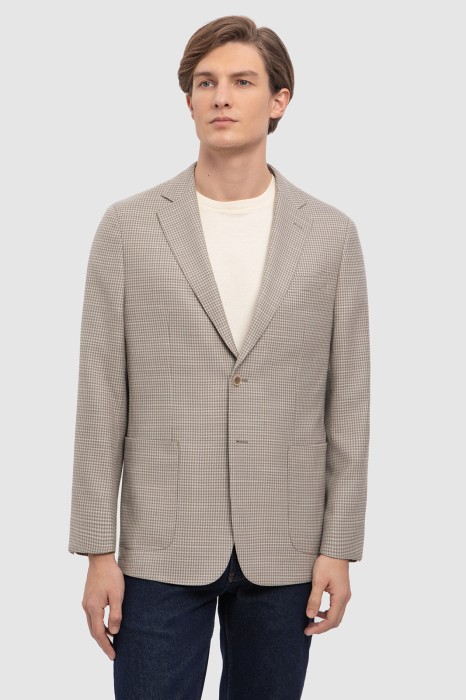 пиджак из шерсти фотография