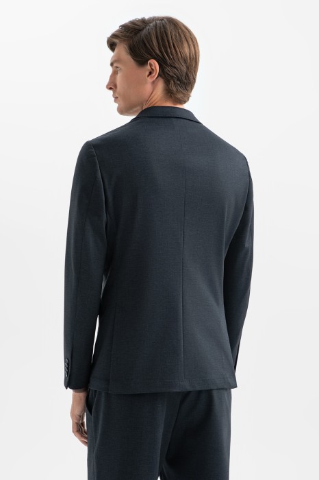 пиджак из трикотажной ткани из россии вид сбоку