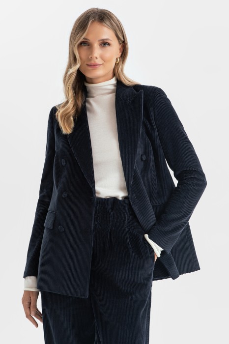 пиджак из вельвета фотография