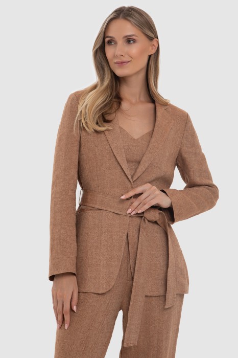 пиджак изо льна фотография