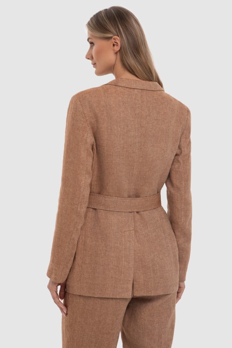 пиджак изо льна из россии вид сбоку