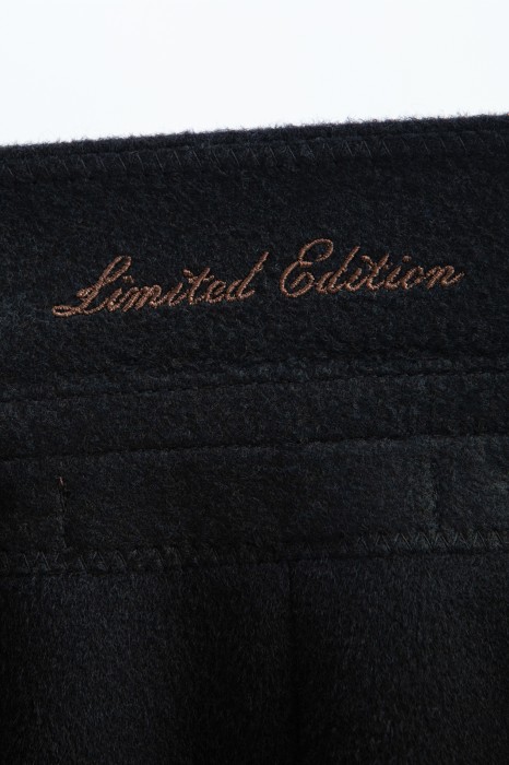 Товар синего цвета с внутренней стороны