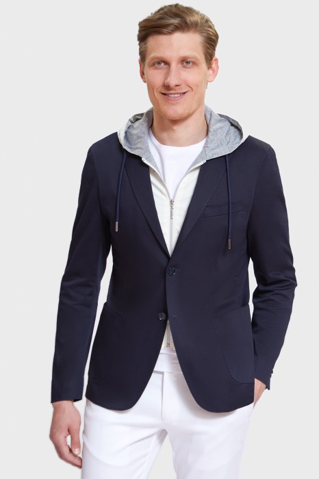 пиджак приталенный из хлопка со съемным капюшоном фотография