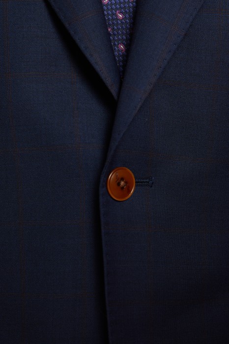 Товар синего цвета с внутренней стороны