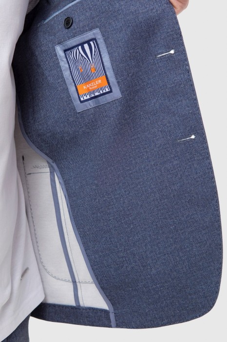 пиджак по цене 13990 руб вид справа