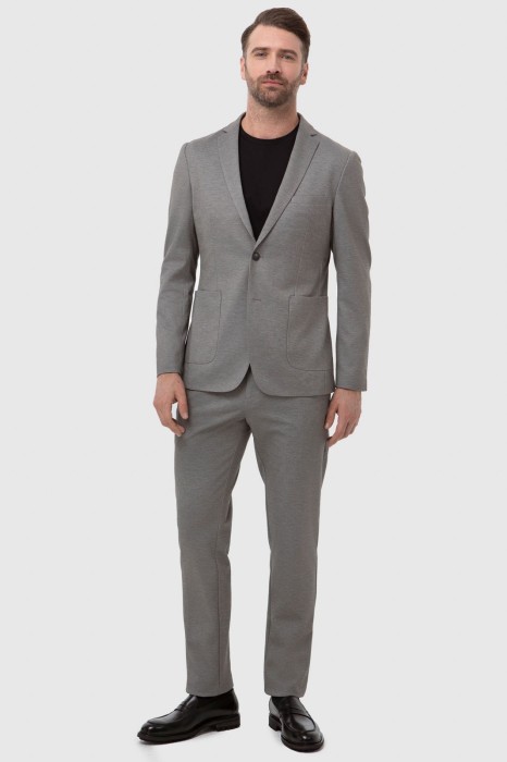 пиджак из проверенных материалов спереди