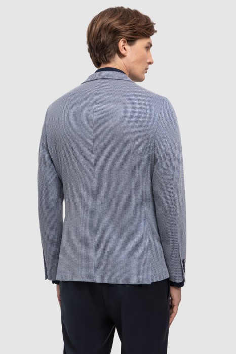 пиджак из россии вид сбоку