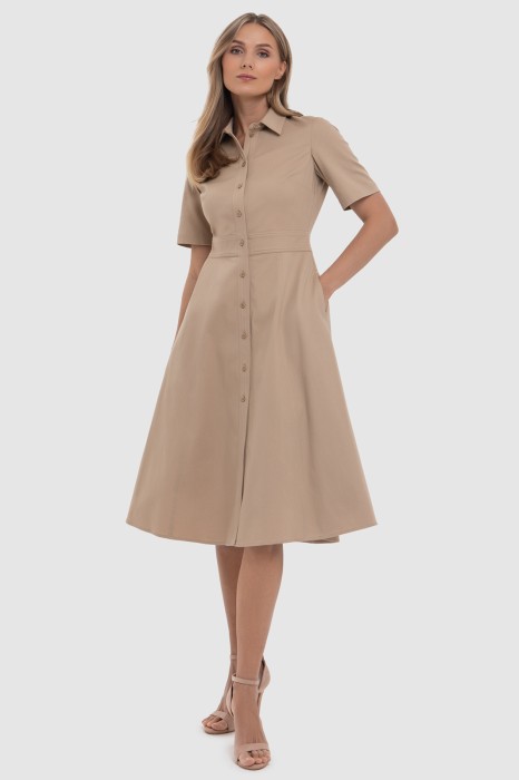 платье-рубашка из хлопка из хлопка спереди