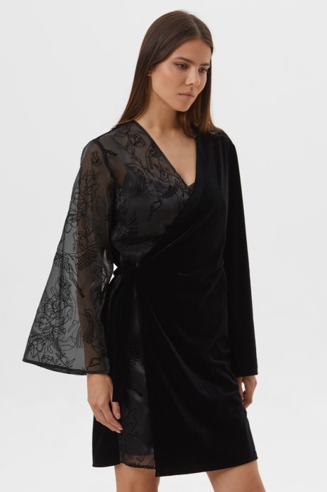 платье с вышивкой от бренда kanzler вид слева