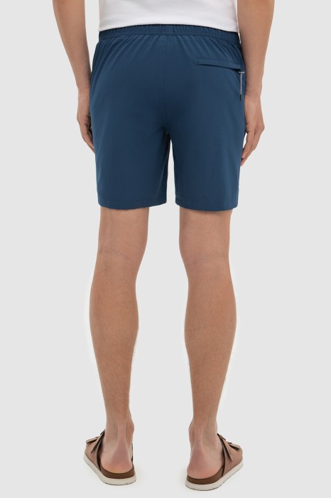 плавательные шорты из россии вид сбоку