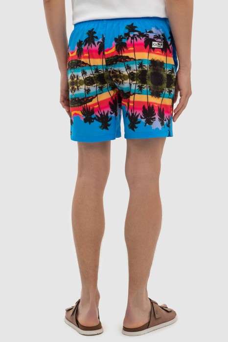 плавательные шорты из россии вид сбоку