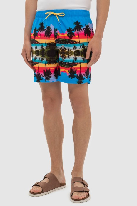 Товар голубого цвета с внутренней стороны