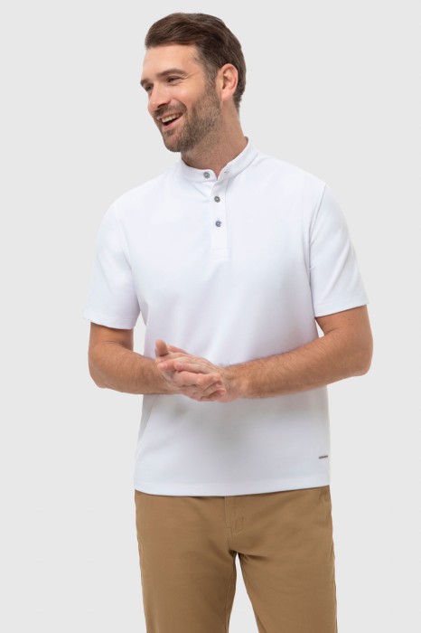 поло из эластичной ткани из россии вид сбоку