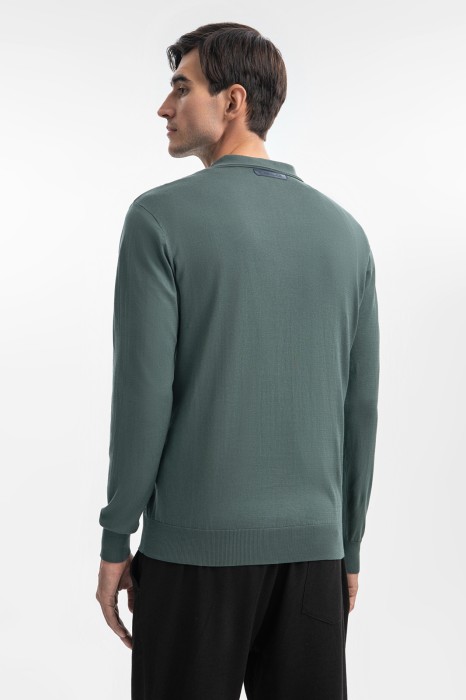 поло из хлопка пима по цене 6990 руб вид справа