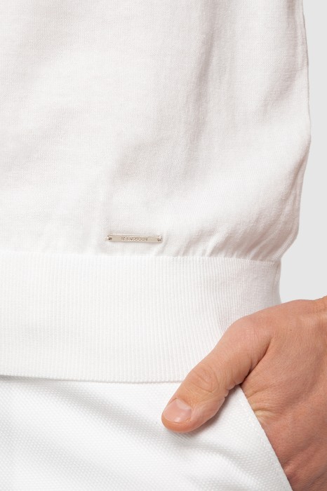 поло из хлопка пима по цене 6990 руб вид справа