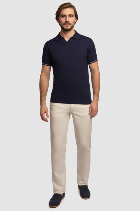 Товар синего цвета с внутренней стороны