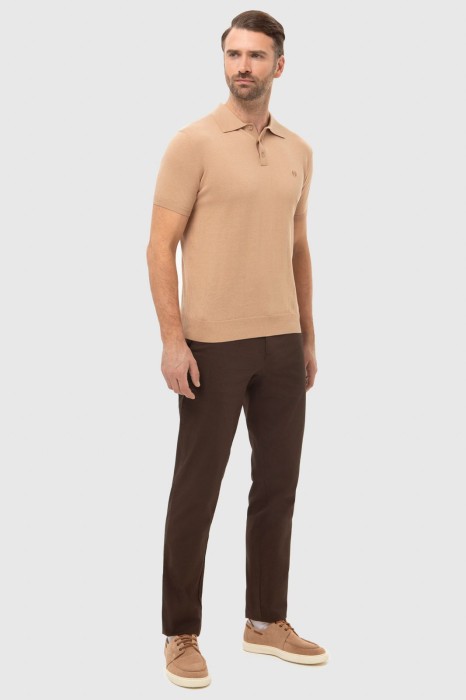 поло из хлопка, шелка и льна из россии вид сбоку