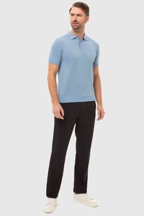 поло из хлопка, шелка и льна из россии вид сбоку