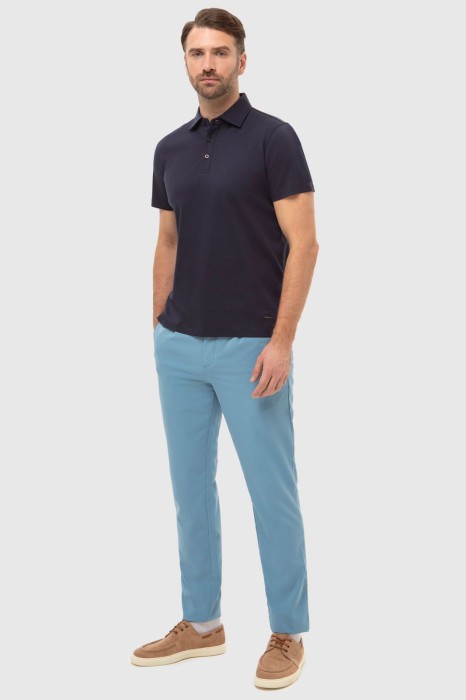 Товар синего цвета с внутренней стороны