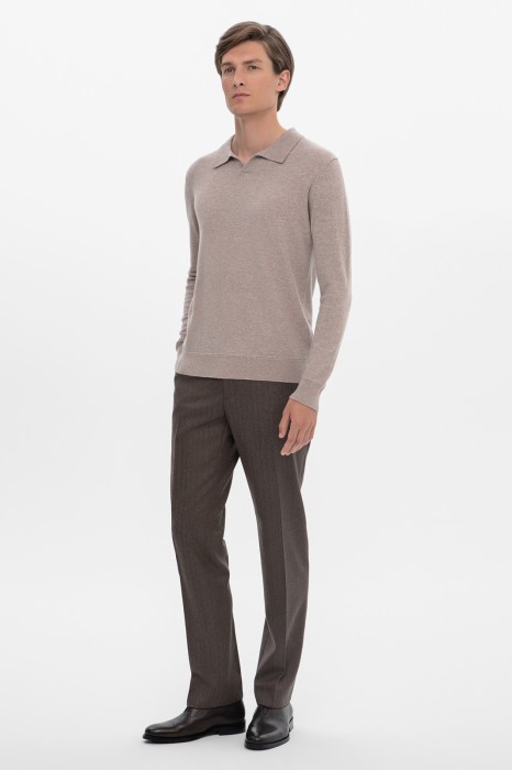 поло из шерсти и кашемира из россии вид сбоку