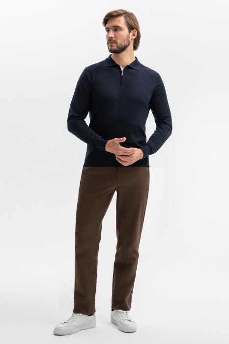 поло из шерсти из россии вид сбоку