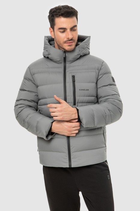 пуховик короткий зимний с водоотталкивающей обработкой фотография