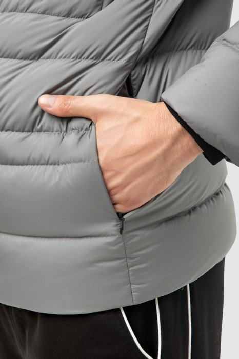 пуховик короткий зимний с водоотталкивающей обработкой по цене 14995 руб вид справа